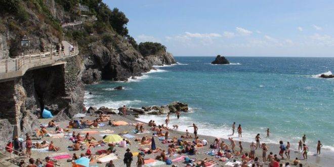 За какво могат да те глобят на плаж в Италия