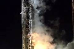 Успех: Ракета Фолкън 9 изведе на път към МКС товарен кораб Драгън