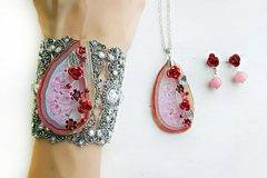 Лукс и фешън за жени с бижута за ЕСЕН