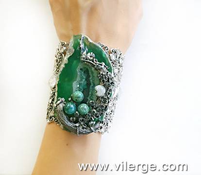 Мода и фешън с бижута за ЕСЕН