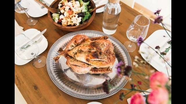 Петровденско пиле с орехи