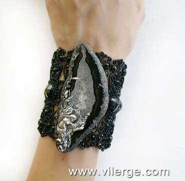 Фешън гривни за ЕСЕН 2018 и аксеоари