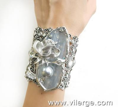 Сребърна серия бижута и гривни за ЕСЕН 2018