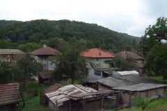 ВЛАКОВА ВИДЕО РАЗХОДКА НА ТРЯВНА РАЗЛИЧНИТЕ НОВИНИ-DIFFERENT NEWS