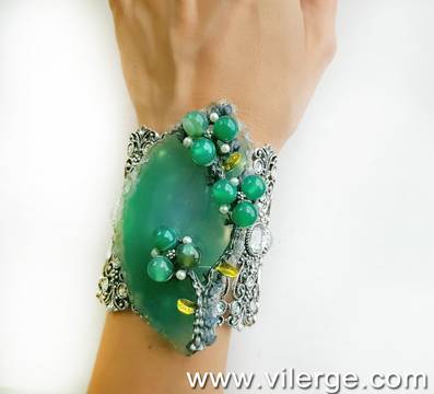 Фешън и мода с гривни за ЕСЕН 2018