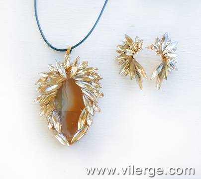 Красиви колиета и обеци за ЕСЕН 2018