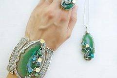 ЕСЕН 2018 с лукс и красота с бижута за жени