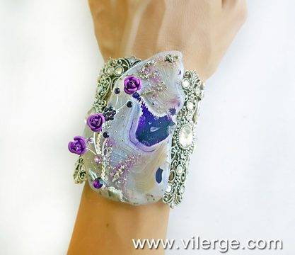 Модна тенденция за ЕСЕН 2018 с гривни