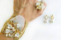 ЕСЕН 2018 с бижута и комплекти за жени