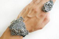 Хит през есента с бижута и фешън 2018