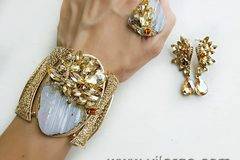 Златна серия с гривни и колие за ЕСЕН 2018