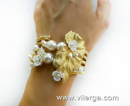 Отвори златната ракла с бижута за ЕСЕН 2018