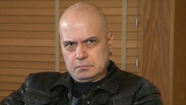 Слави Трифонов: Ще се намери ли един депутат с човешки ценности? (ВИДЕО)