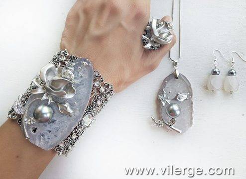 Луксозна есенна колекция 2018 с Бижута