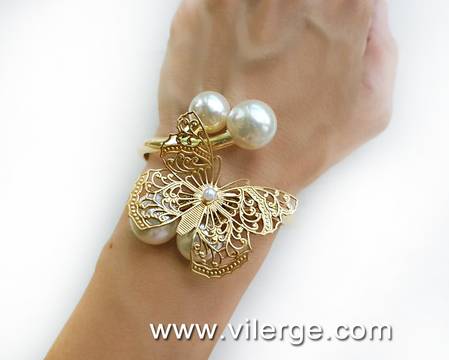 Есенна колекция 2018-2019 с гривни за жени