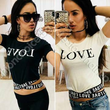 Кокетна дамска къса блузка с надпис LOVE