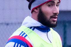 „Ливърпул“ и „Манчестър Юнайтед“ получиха тласък в опитите си да привлекат Набил Фекир, след като мениджърът на „Олимпик…