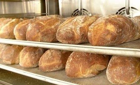 Скокът на природния газ, горивата и дъждовете вдигат цената на хляба