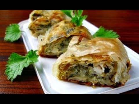 Банички със зелен лук и сирене