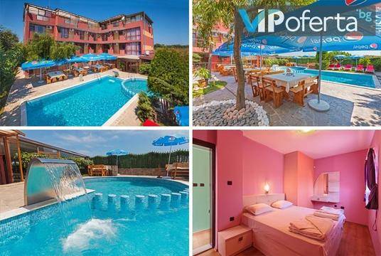 Късно лято край Градина – Хотел Аклади