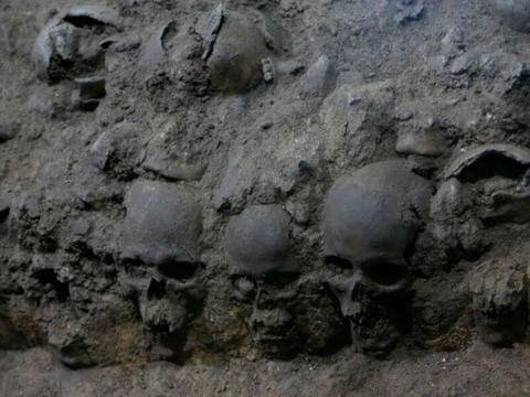 Кула от черепи разкрива неподозиран детайл от живота на ацтеките