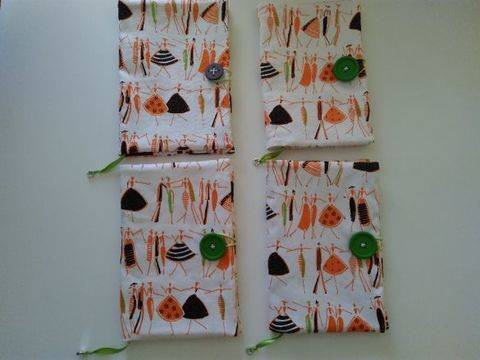 Ръчно изработени калъфи за книги