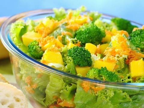 Храните, на които трябва да наблегнете, ако искате да се стопите за 1 седмица и да пречистите тялото си от токсини