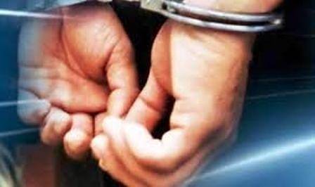 Двама души бяха арестувани за кражба на кола в Благоевград