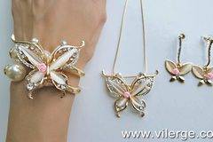 ТОП 10 фешън идеи с бижута за ЕСЕН