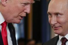 Тръмп се оплака на Путин от „глупави си съветници“