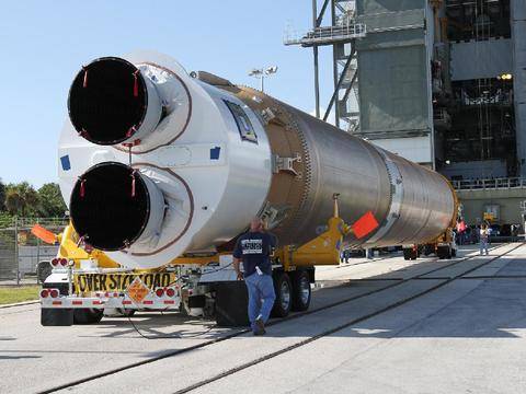 Ръководството на руското предприятие НПО Енергомаш е силно притеснено от предстоящия отказ на САЩ да купува ракетни двигатели