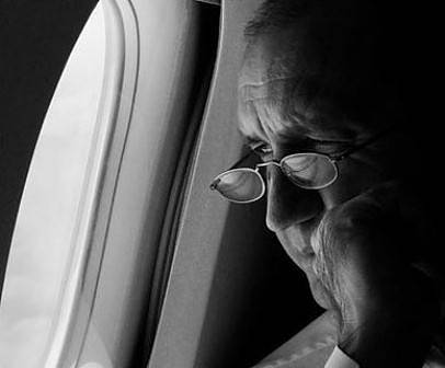 Черно-бяла снимка на Радев стана хит в социалните мрежи