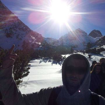 Първи СНИМКИ на злодея Пенчо, убил баща си и пребил майка си в столичния жк „Лозенец“