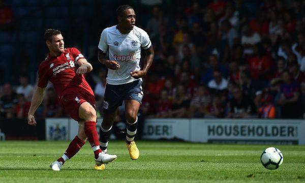 Ливърпул пропусна да победи Бъри в третата си контролна среща