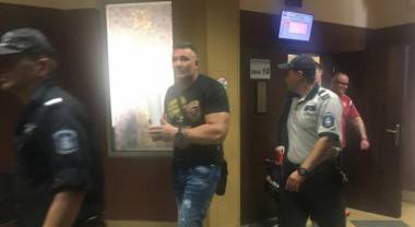 Свидетел изпя незнайни факти за Райфъла: Оказа се, че…