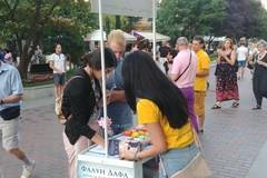 Във Варна отбелязаха 19 години преследване Фалун Гонг в Китай (фотогалерия)