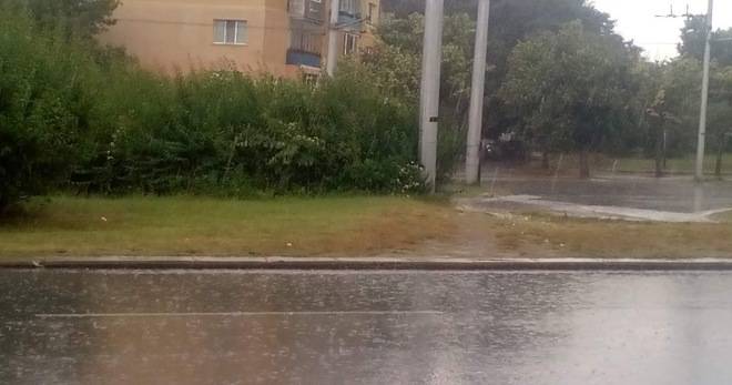 И ДНЕС НЕ СЕ РАЗМИНА БЕЗ ДЪЖД РАЗЛИЧНИТЕ НОВИНИ DIFFERENT NEWS