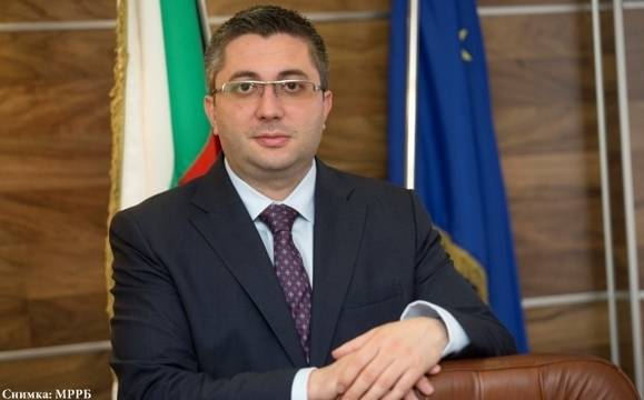 МРРБ: Валидните хартиени винетки не трябва да се подменят след въвеждането на електронните