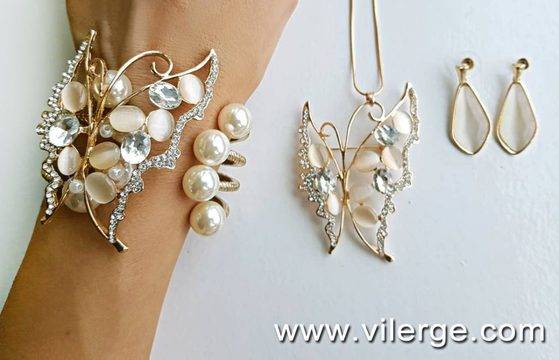 ТОП КОЛЕКЦИЯ БИЖУТА С ПЕРЛИ ЗА ЕСЕН