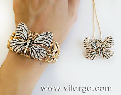 ЗЛАТНА КОЛЕКЦИЯ БИЖУТА ЗА ЕСЕН