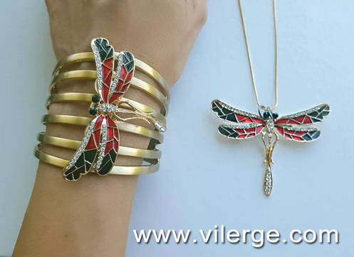 ТОП БИЖУТА ОТ КОЛЕКЦИЯ ПЪСТРА ЕСЕН