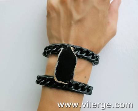 БИЖУТА С ЕСТЕСТВЕН КАМЪК ЗА ЕСЕН 2018