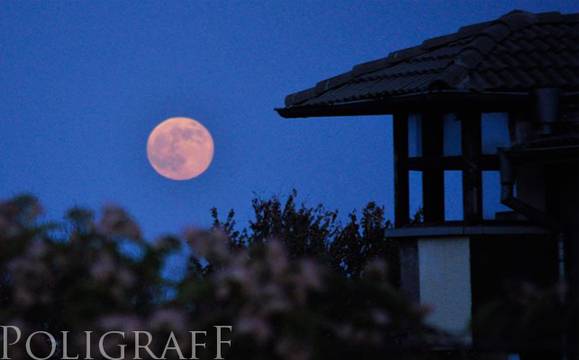 Тази нощ наблюдаваме „кървава Луна“