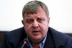 Каракачанов: Наесен започва обсъждането на доброволната казарма