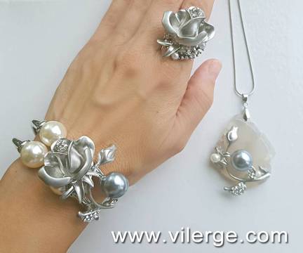 10-ТЕ ТОП БИЖУТА С ПЕРЛИ ЗА ЕСЕН