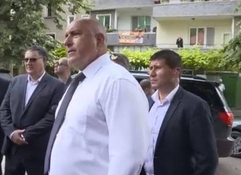 Борисов: БСП да си хапнат и пийнат – те обичат. Да не им разваляме празника