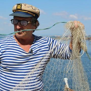 Бургаските рибари в търсене на онлайн чираци