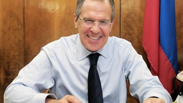 Сергей Лавров: Българските политици са готови да продадат родината си за лична изгода