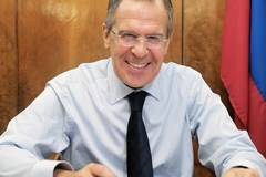 Сергей Лавров: Българските политици са готови да продадат родината си за лична изгода