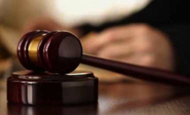 Осем обвиняеми в разпространение на наркотици бяха дадени на съд